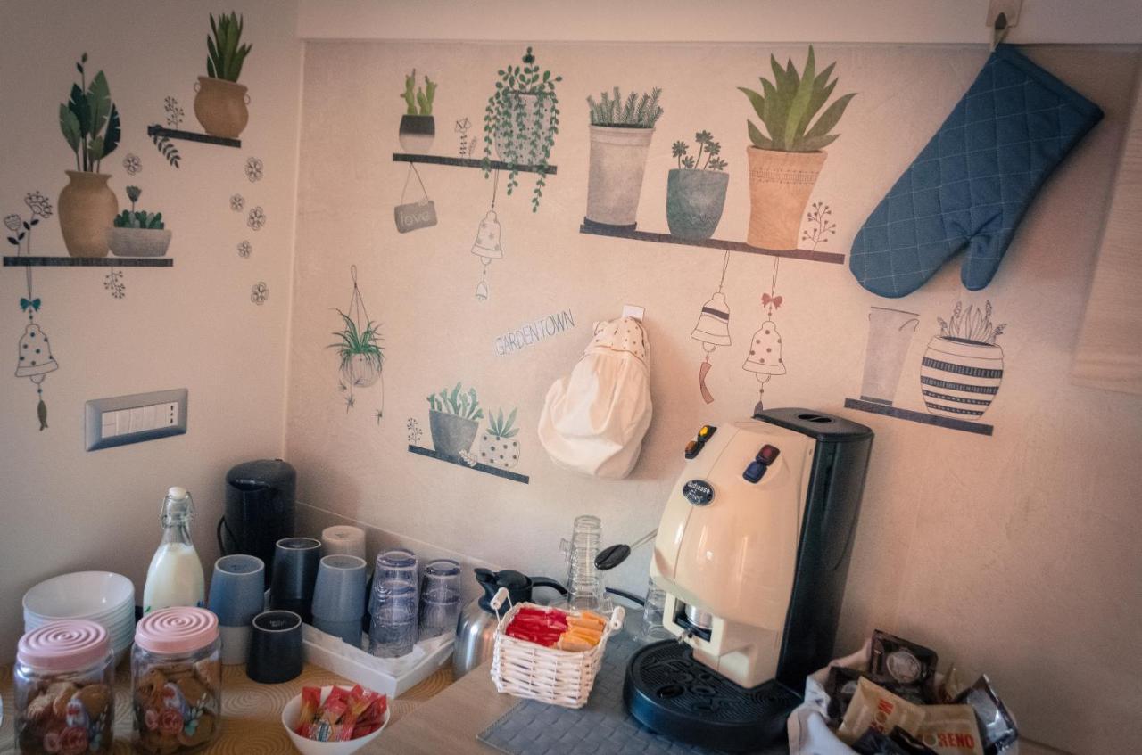 Raro'S Home Bed & Breakfast Pompei Exterior foto